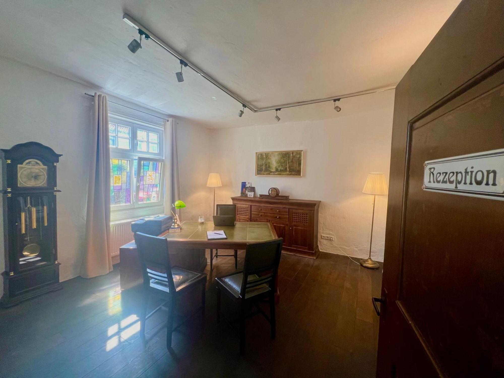 Hotel Pemue Арнсберг Екстериор снимка